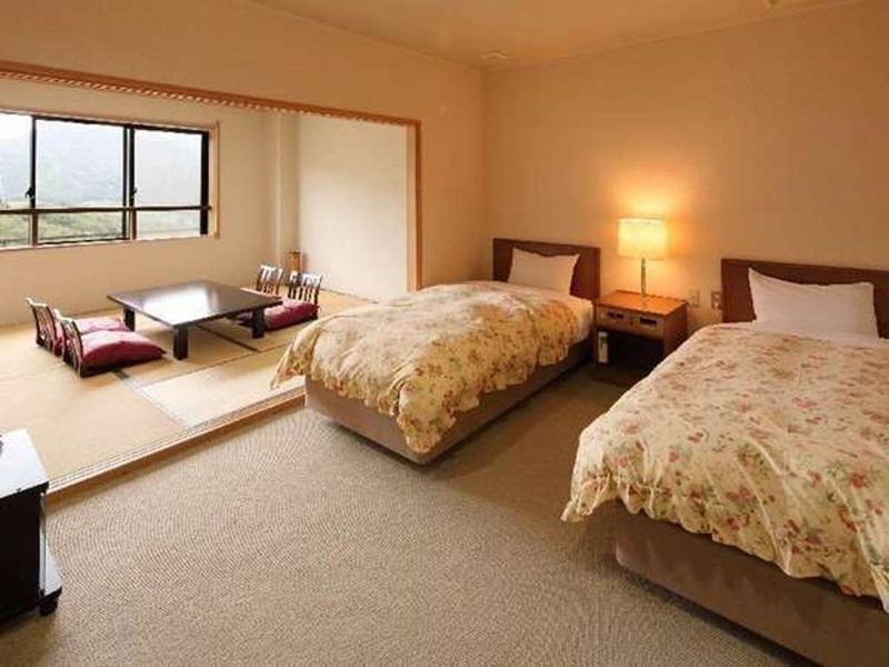 Sanazawa-No-Mori Hotel Numata  Bagian luar foto