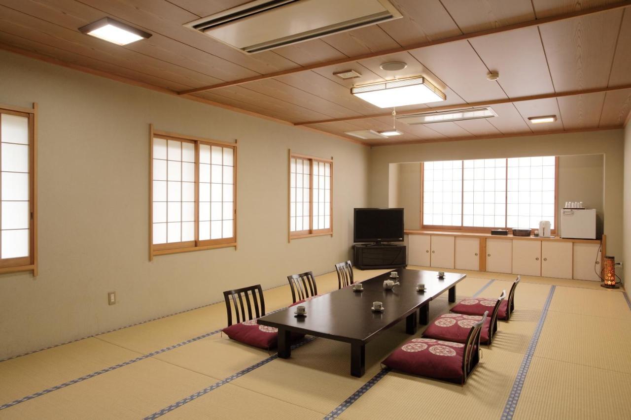 Sanazawa-No-Mori Hotel Numata  Ruang foto